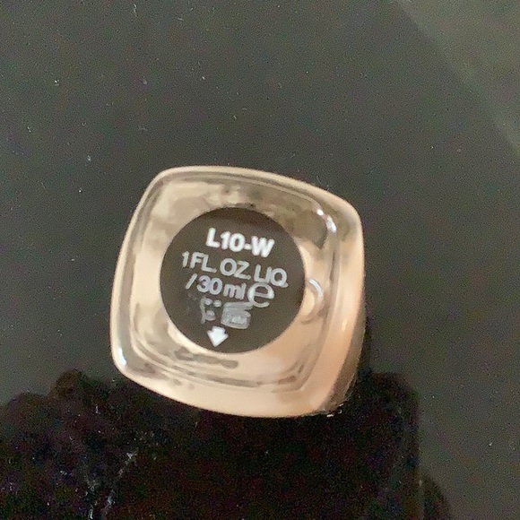 Make up smash box  always on warm undertone - Picture 2 of 2